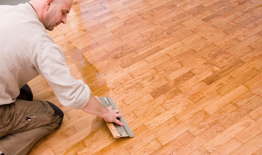 One_Site_bodenbelaege_linoleum_pflege_06_846x500_iStock_Wicki58.jpg