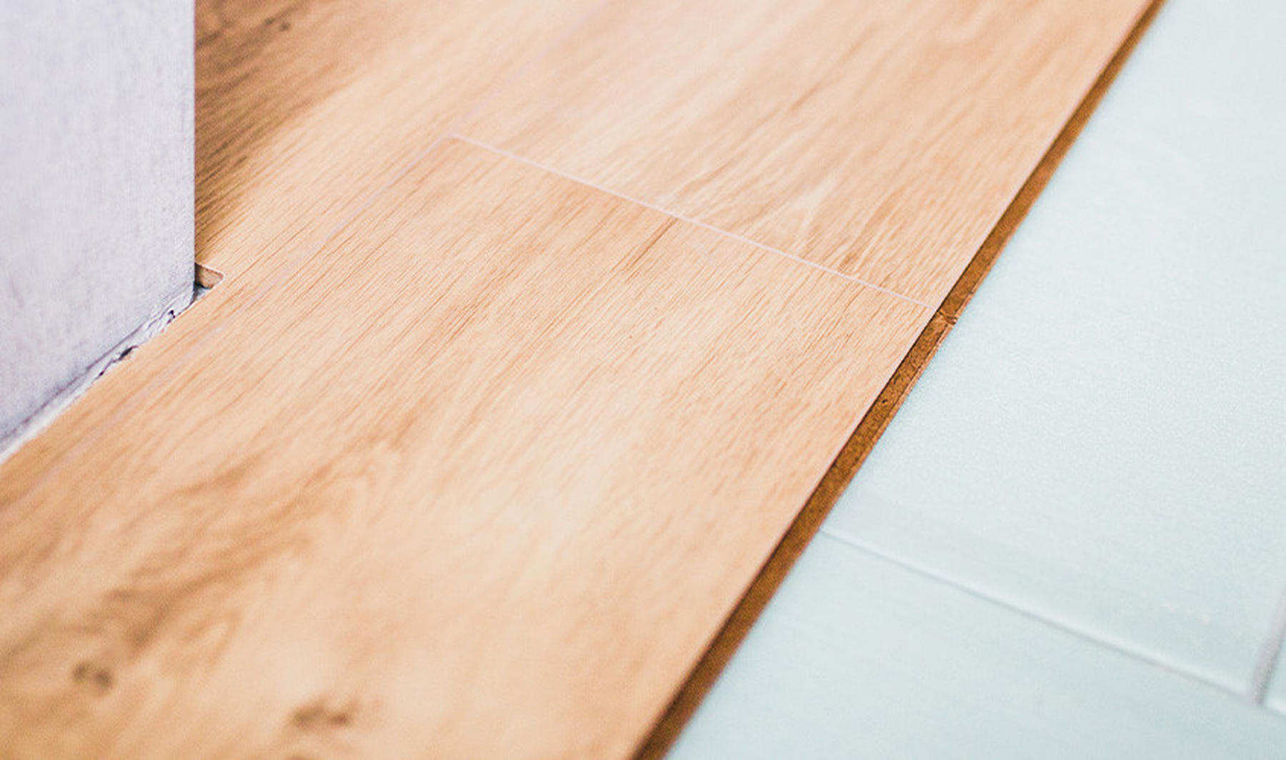 Linoleum verlegen Tipps und Verlegearten POCO