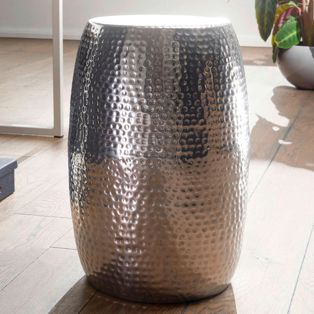 Beistelltisch silber Aluminium B/H/T: ca. 30x49,5x30 cm Beistelltisch - silber (30,00/49,50/30,00cm) - Wohnling