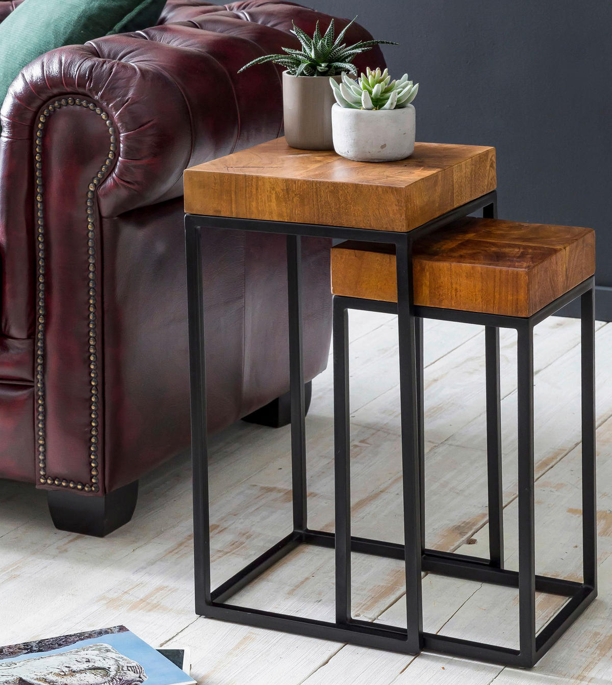 Beistelltisch 2er-Set natur schwarz lackiert Echtholz Eisen 2er-Set - natur/schwarz - Wohnling