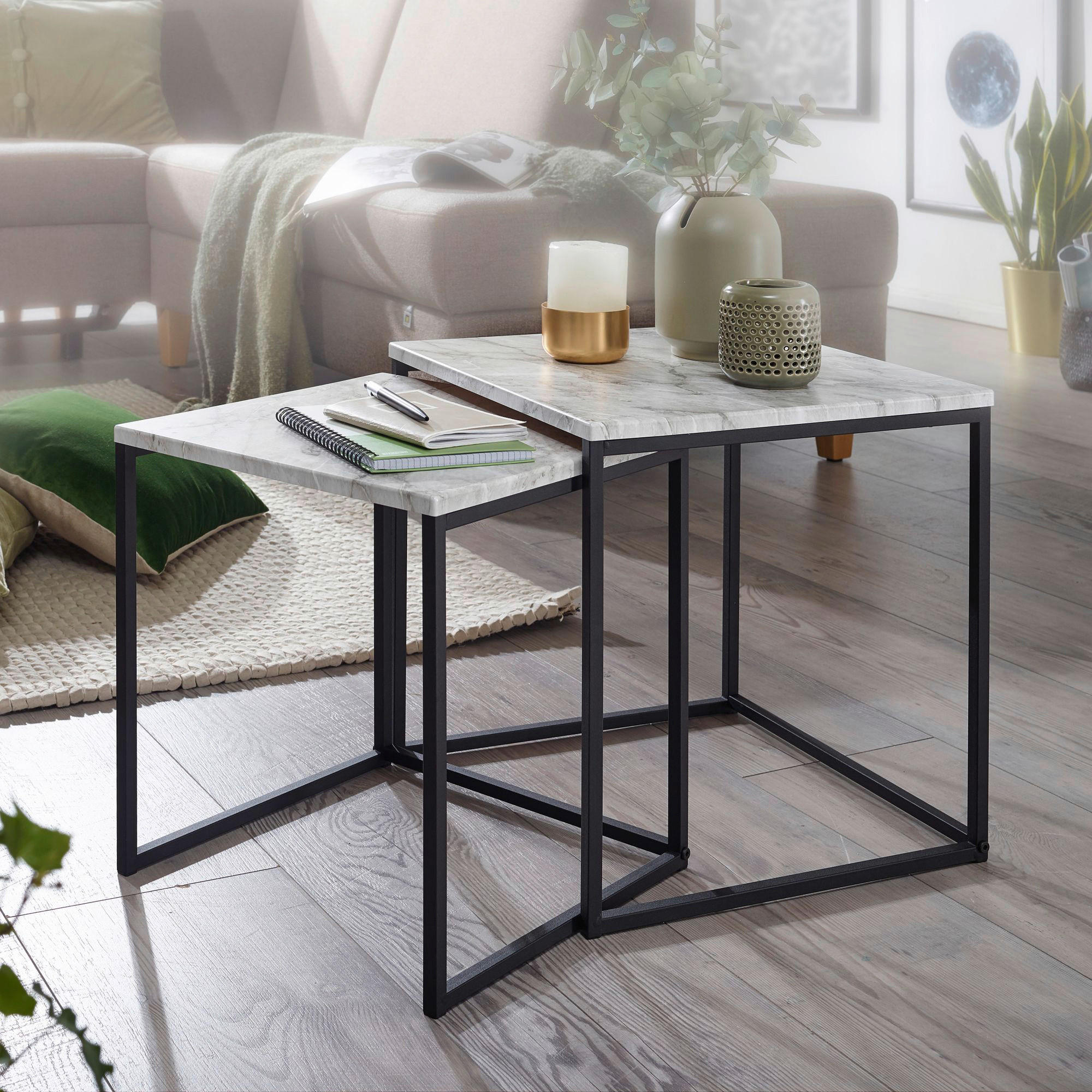 Beistelltisch 2er-Set. weiß Marmor Optik schwarz pulverbeschichtet MDF Stahl 2er-Set. - weiß/schwarz - Wohnling
