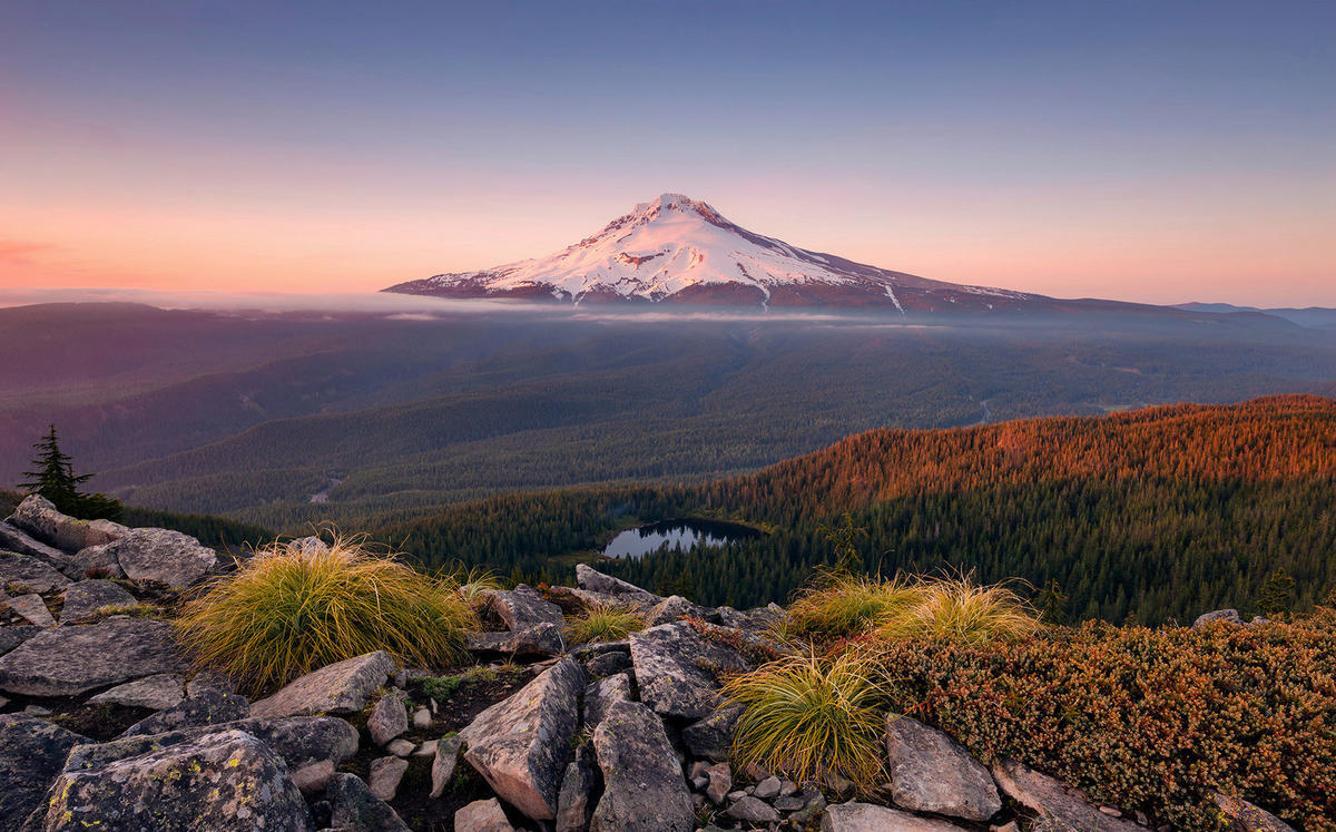 Komar Fototapete Kingdom of a Mountain B/L: ca. 450x280 cm Kingdom of a Mountain - (450,00/280,00cm) - Komar
