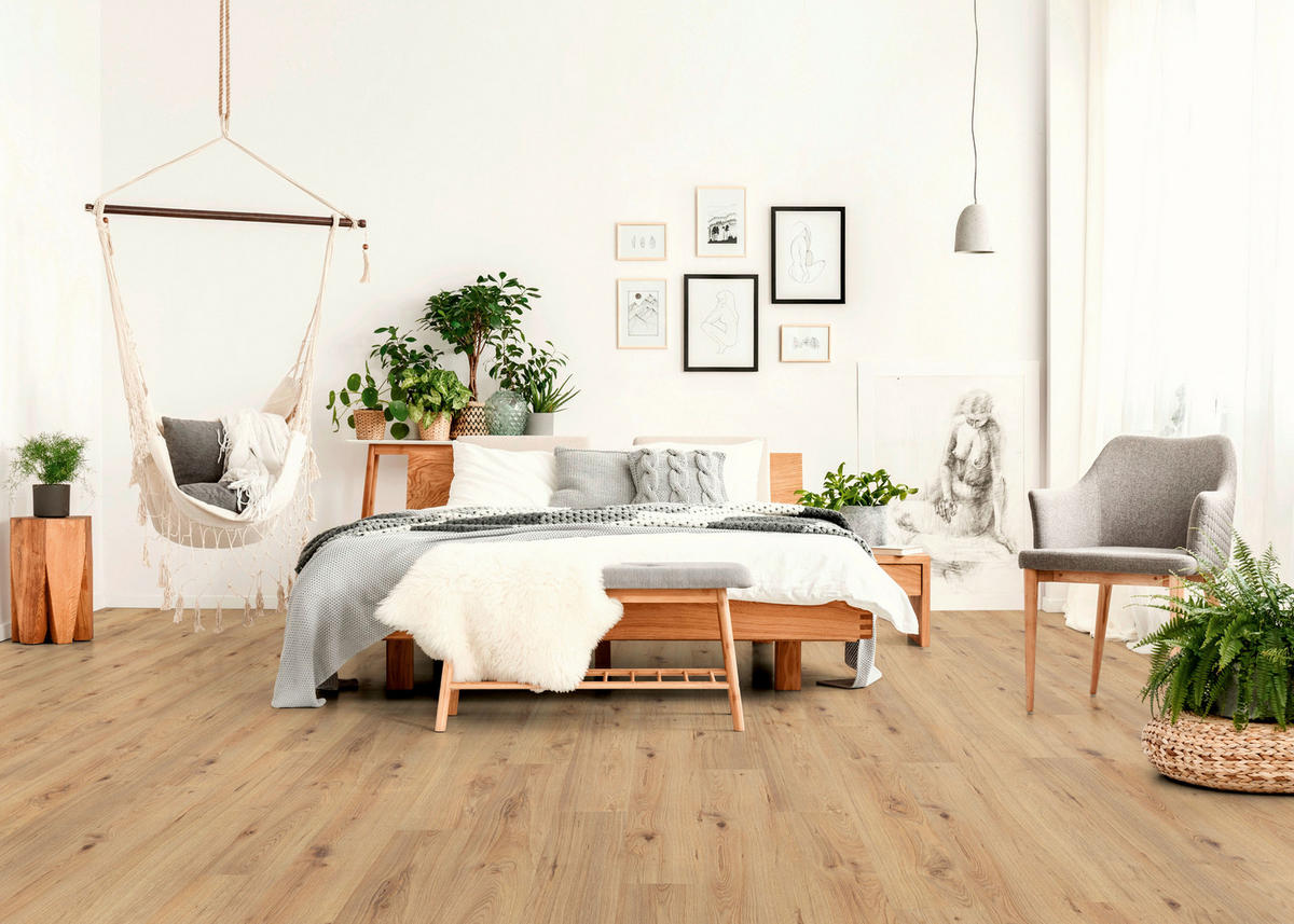 Laminatboden Millenium ca. 2,39 m² im Paket  B/L: ca. 19,3x137,9 cm pro Paket Millenium ca. 2,39 m² im Paket - natur (19,30/137,90cm)