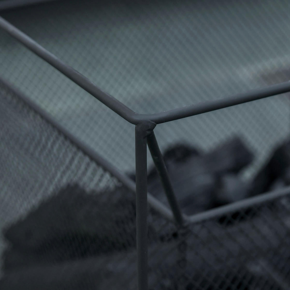 Outsunny Feuerschale schwarz Metall B/H/L: ca. 45x43x45 cm Feuerschale - schwarz (45,00/45,00/43,00cm) - Outsunny