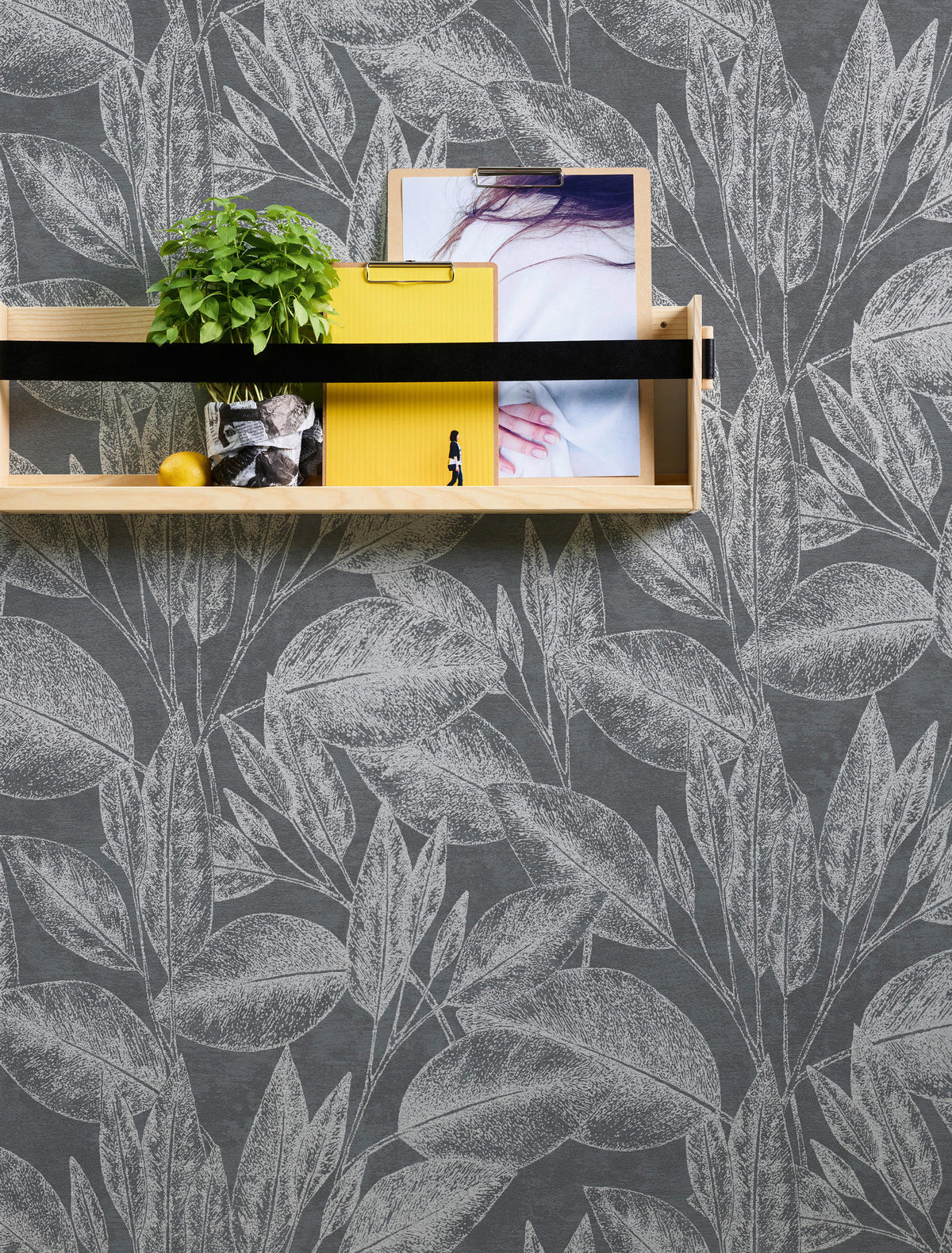 A.S.Creation Vliestapete Attractive Floral schwarz B/L: ca. 53x1005 cm Attractive - schwarz (53,00/1005,00cm) - A.S.Creation