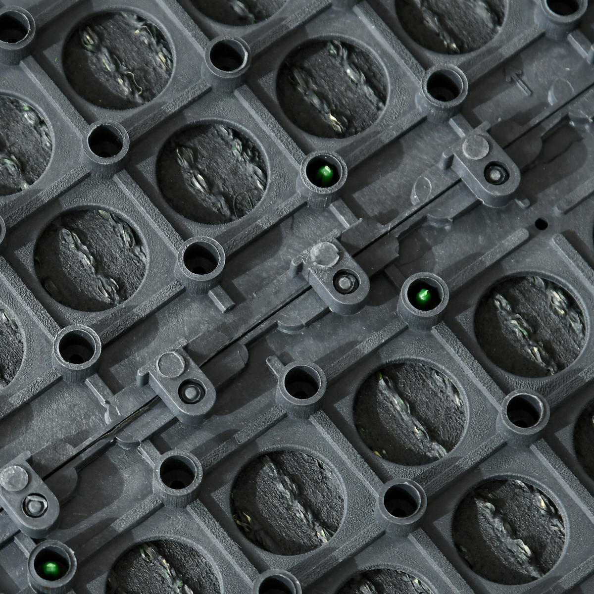 Outsunny Kunstrasen dunkelgrün B/L: ca. 30x3,5 cm pro Stück Kunstrasen - dunkelgrün (3,50/30,00/30,00cm) - Outsunny