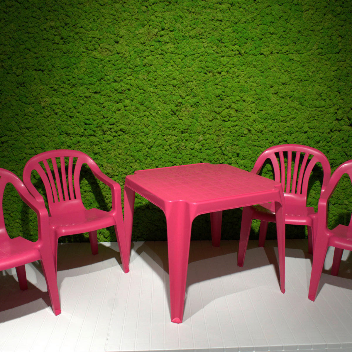 ProGarden Kindermöbel-Set pink Kunststoff B/H/L: ca. 38x53x43 cm Kindermöbel-Set_4xSessel_1xTisch - pink (43,00/38,00/53,00cm) - ProGarden