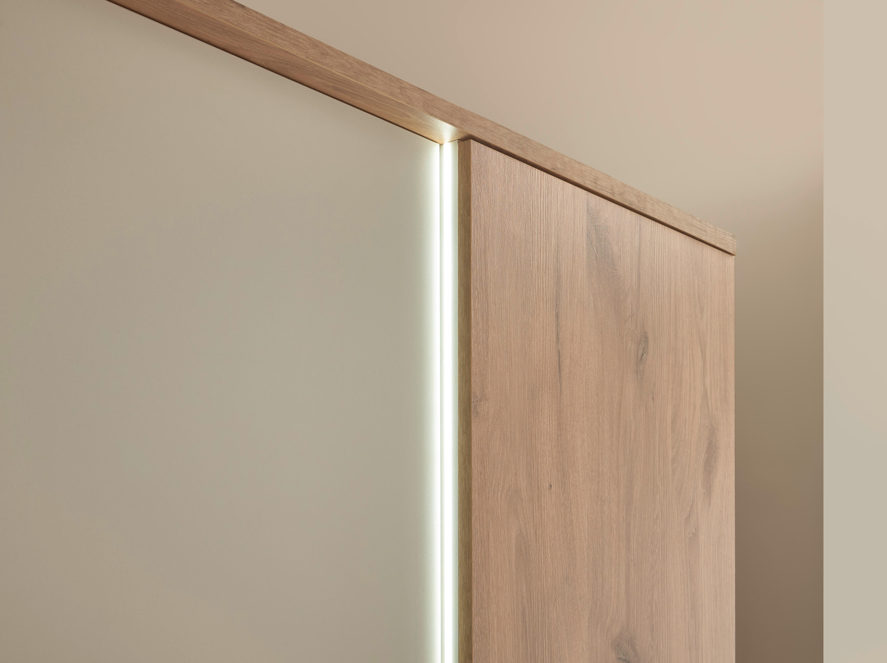 Kleiderschrank Moledo Eiche Viking Nachbildung B/H/T: ca. 251x227x60 cm Moledo - (251,00/227,00/60,00cm)