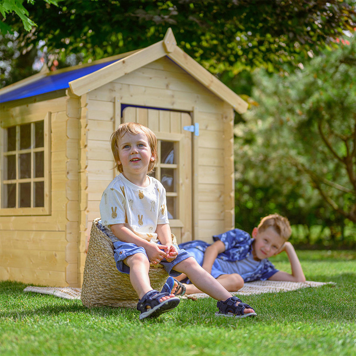 Timbela Kinderspielhaus M570M blau B/H/L: ca. 114x121x111 cm M570M - blau/natur (111,00/114,00/121,00cm) - Timbela