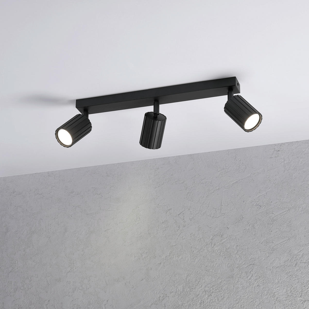 Lamkur Strahler schwarz Stahl B/H/L: ca. 6,5x16,5x45 cm 3 Brennstellen Prisma - schwarz (45,00/6,50/16,50cm) - Lamkur