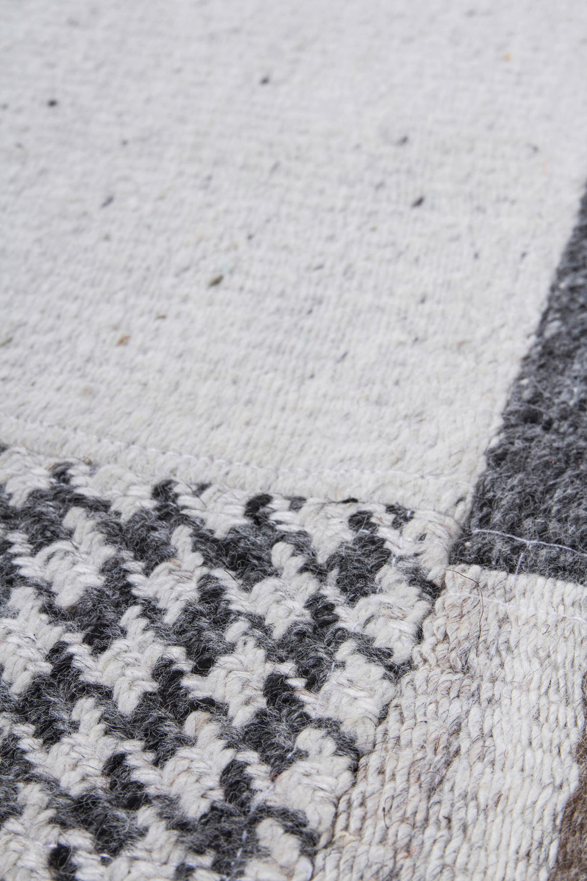 Kayoom Flachgewebeteppich Liana 210 creme B/H/L: ca. 160x1x230 cm Liana 210 - creme (230,00/160,00/1,00cm) - Kayoom