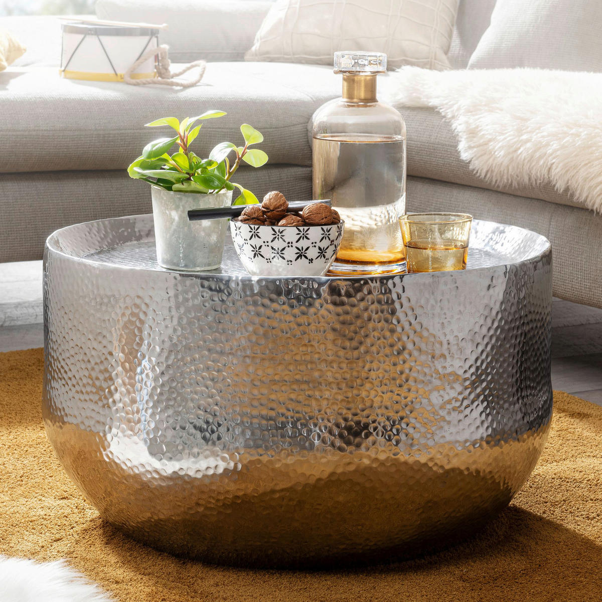Couchtisch silber B/H/T: ca. 60x35x60 cm Couchtisch - silber (60,00/35,00/60,00cm) - Wohnling