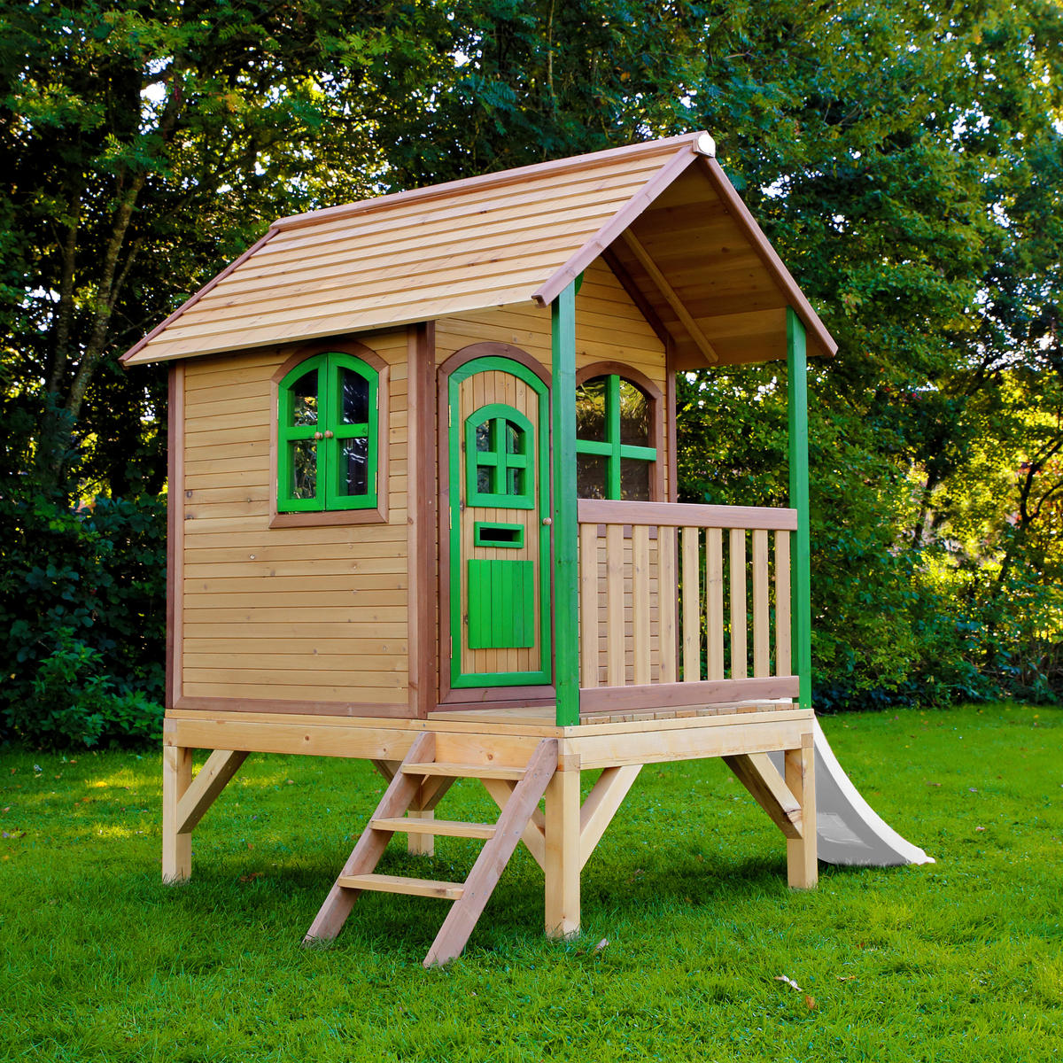 AXI Spielhaus Tom grün B/H/L: ca. 287x231x191 cm Tom - braun/weiß (191,00/287,00/231,00cm) - AXI