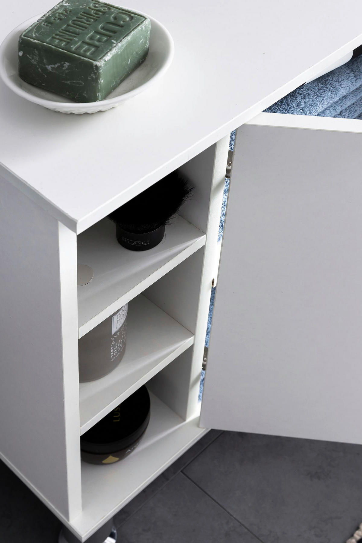 Waschbeckenunterschrank weiß B/H/T: ca. 32x64x60 cm Waschbeckenunterschrank - weiß (32,00/64,00/60,00cm) - Wohnling