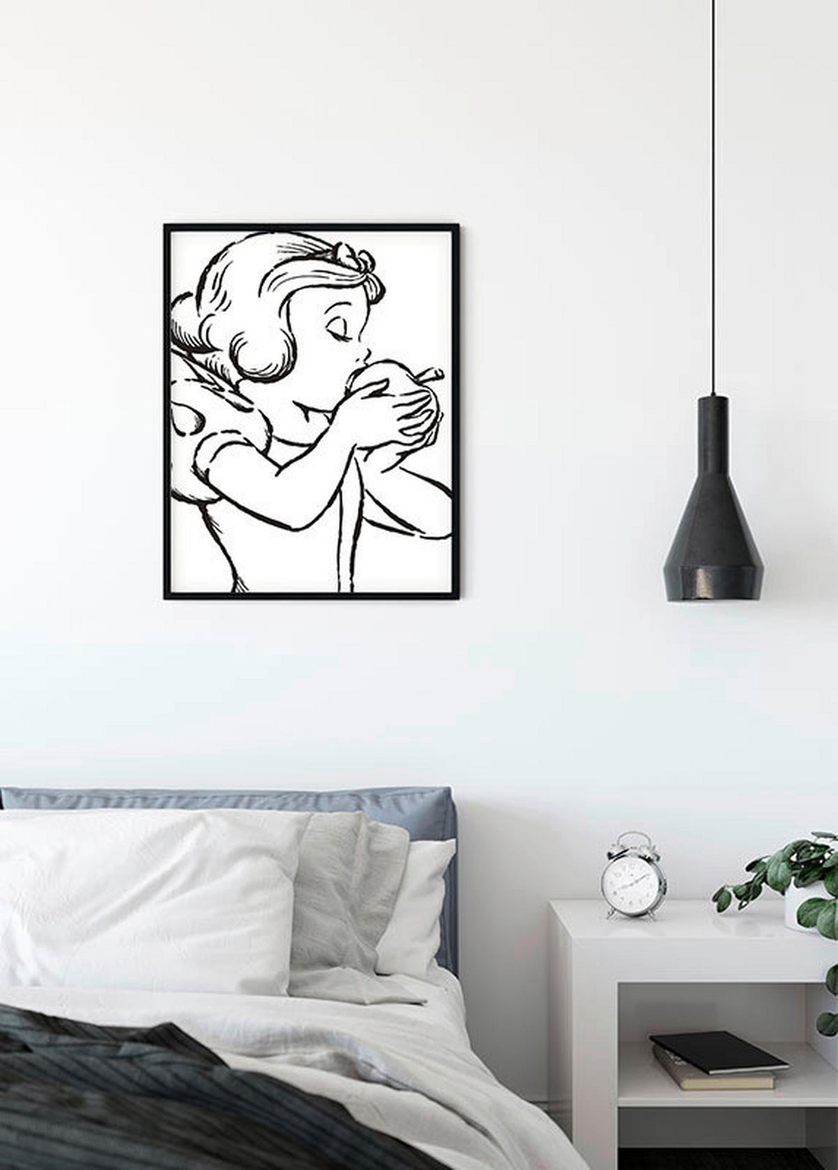 Komar Poster Snow White Apple Bite - white Disney B/L: ca. 50x70 cm Snow White Apple Bite - white - (50,00/70,00cm) - Komar