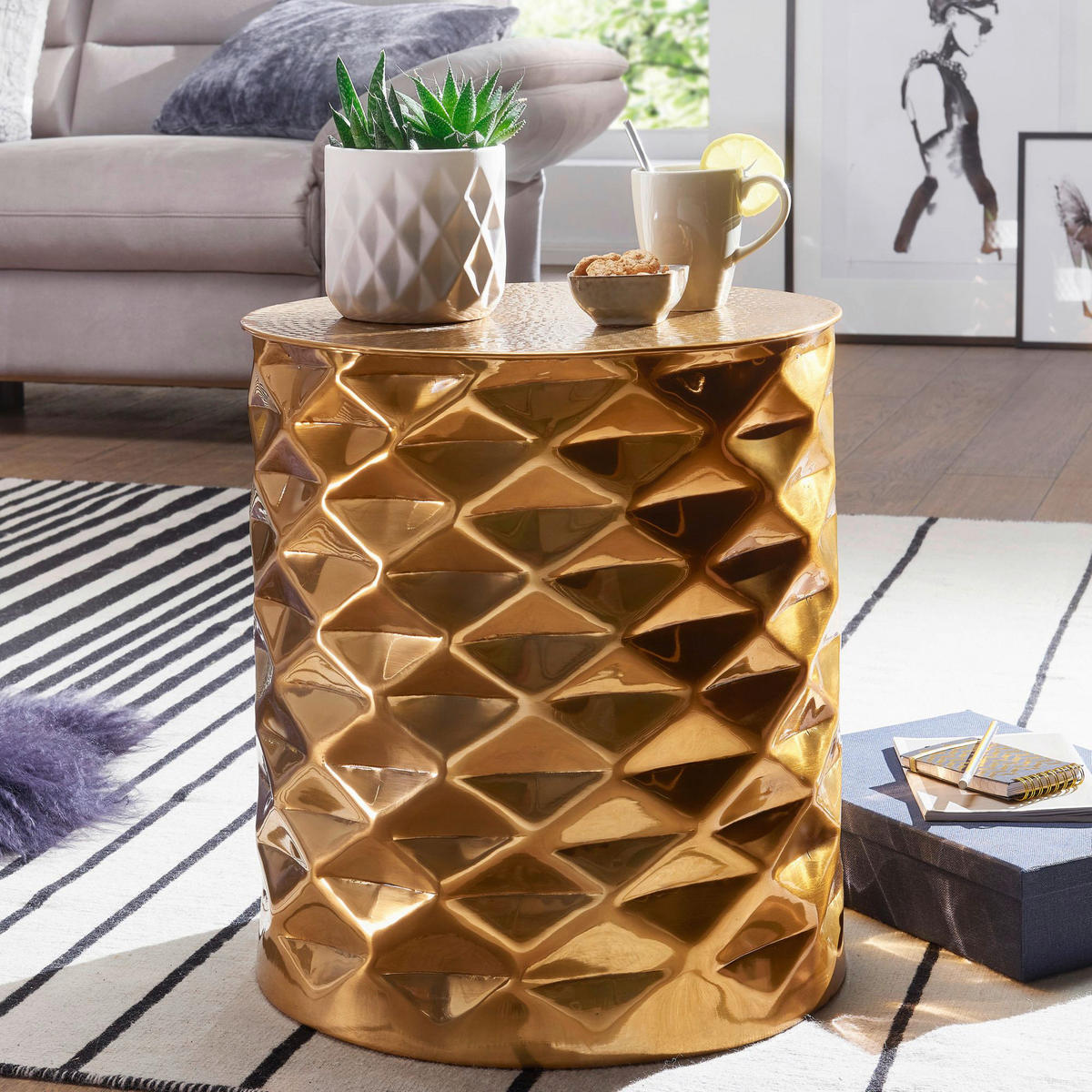 Beistelltisch gold Aluminium B/H/T: ca. 43,5x48x43,5 cm Beistelltisch - gold (43,50/48,00/43,50cm) - Wohnling