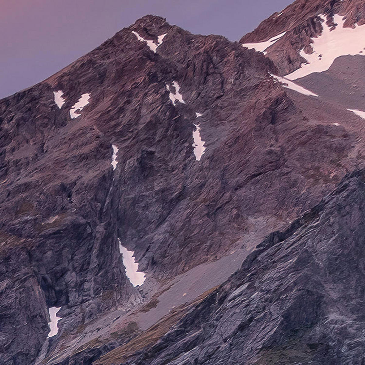 Komar Fototapete Momentum Lord of the Mountains B/L: ca. 450x280 cm Momentum Lord of the Mountains - (450,00/280,00cm) - Komar