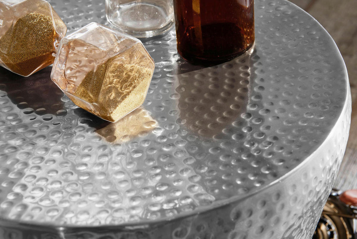 Beistelltisch silber Aluminium B/H/T: ca. 41x41x41 cm Beistelltisch - silber (41,00/41,00/41,00cm) - Wohnling