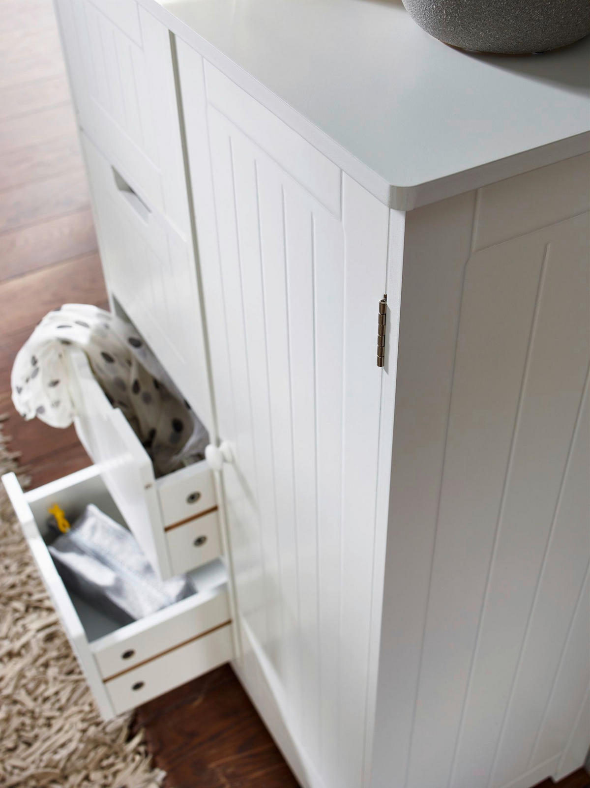 Badkommode weiß B/H/T: ca. 30x83x56 cm Badschrank PATTI - weiß (30,00/83,00/56,00cm) - Wohnling
