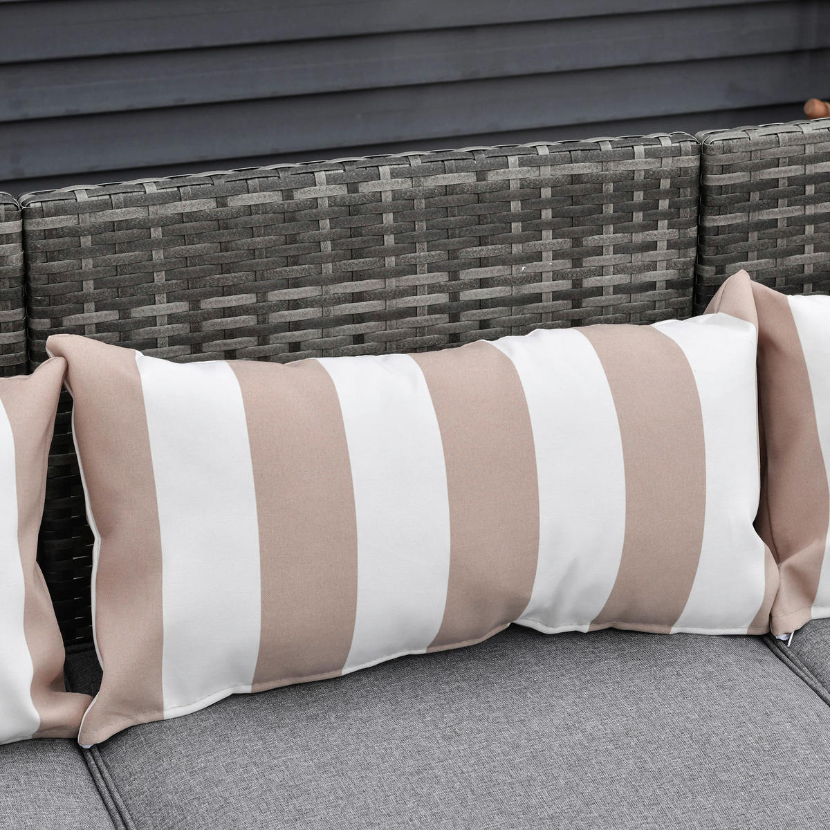 Outsunny Loungesofa grau Stahl B/H/T: ca. 173x78x68 cm Loungesofa_als_3sitzer - beige/grau (173,00/78,00/68,00cm) - Outsunny