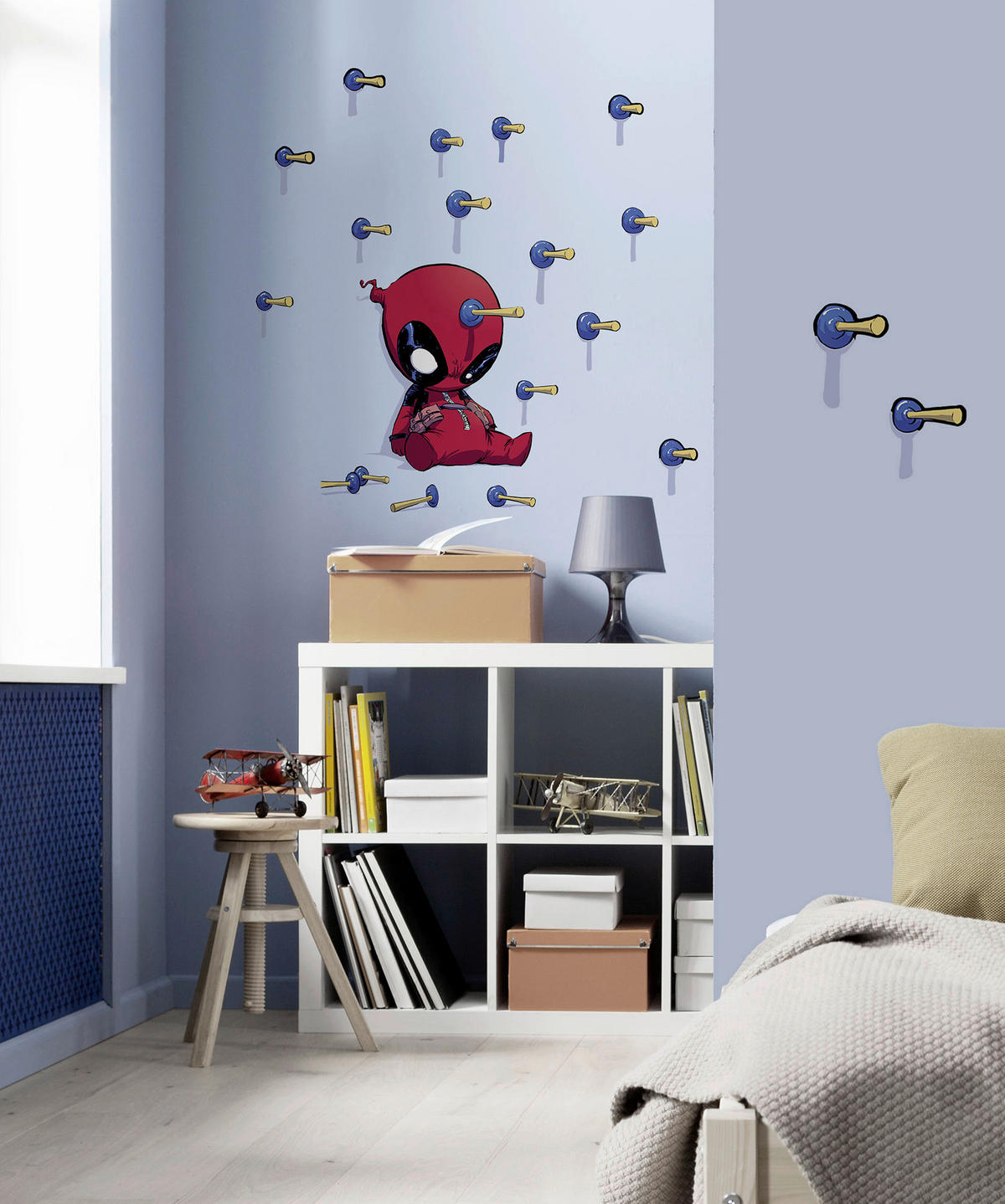 Komar Wandtattoo Deadpool Shootout Disney Deadpool Shootout B/L: ca. 50x70 cm Deadpool Shootout - (50,00/70,00cm) - Komar