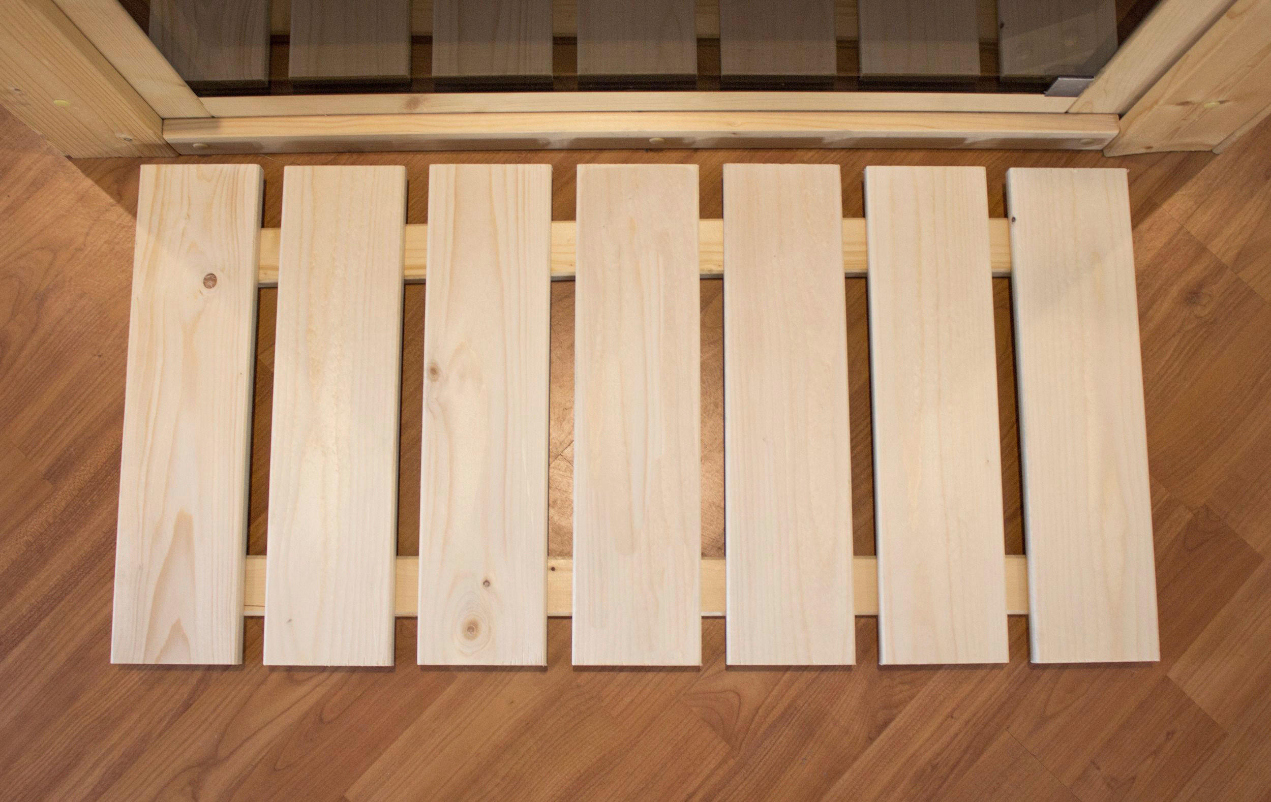 Thumbnail - Karibu Bodenrost (Fichte) natur B/L: ca. 77x38 cm