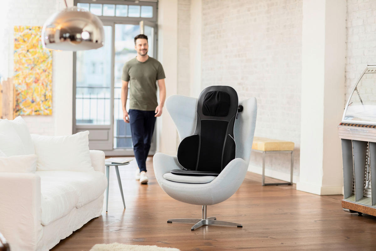 medisana Massagesitzauflage MC 823 schwarz B/H/T: ca. 42,5x110x18 cm ca. 40 W Massagesitzauflage MC 823 - schwarz (42,50/110,00/18,00cm) - medisana