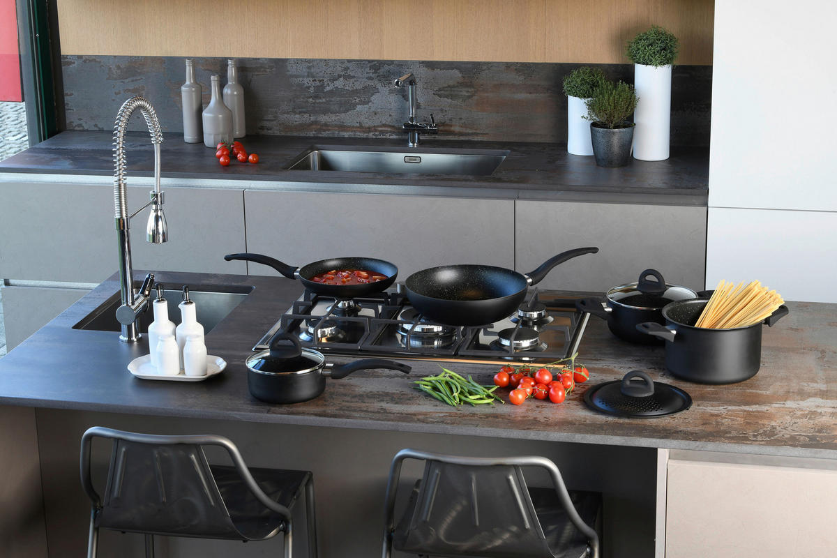 TOGNANA Topfset Grancucina Rock Black schwarz Aluminium 8 tlg. Grancucina Rock Black - schwarz - TOGNANA
