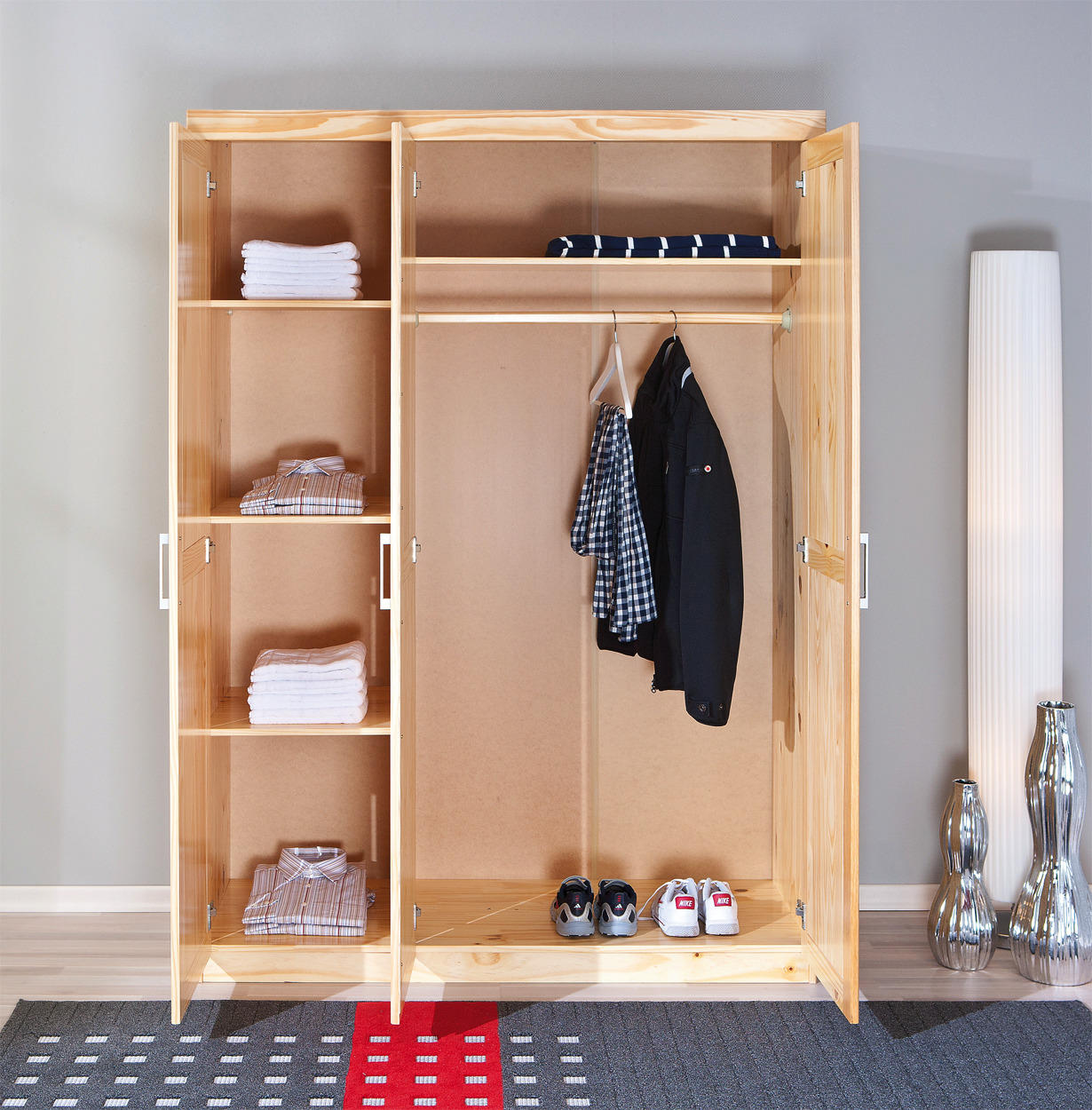 Kleiderschrank online Stauraum für Ihre Garderobe POCO