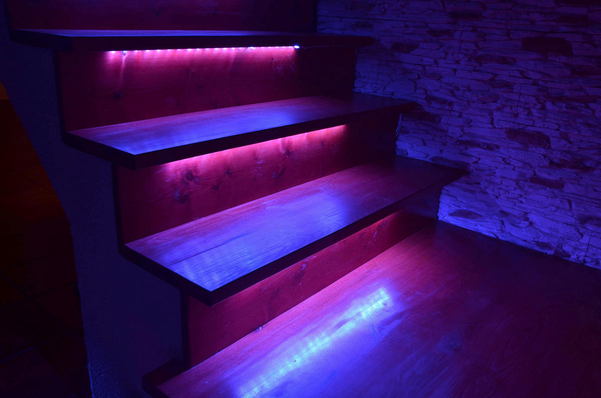 Näve Leuchten LED-Stripe 5261361 multicolor Kunststoff B/H/T: ca. 1x0,3x500 cm Digitaler Indoor LED-Stripe 5m - multicolor (1,00/0,30/500,00cm) - Näve Leuchten