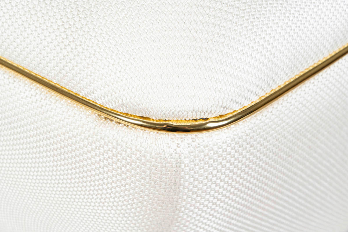 360 Living Hocker Contessa 120 elfenbein gold B/H/T: ca. 60x42,5x60 cm Contessa 120 - gold/elfenbein (60,00/42,50/60,00cm) - 360 Living