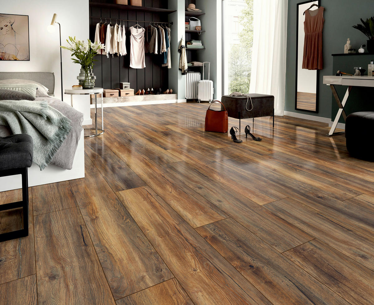 Laminatboden Harbour Oak ca. 2,694 m² im Paket  B/L: ca. 24,4x138 cm pro Paket Harbour Oak ca. 2,694 m² im Paket - (24,40/138,00cm)