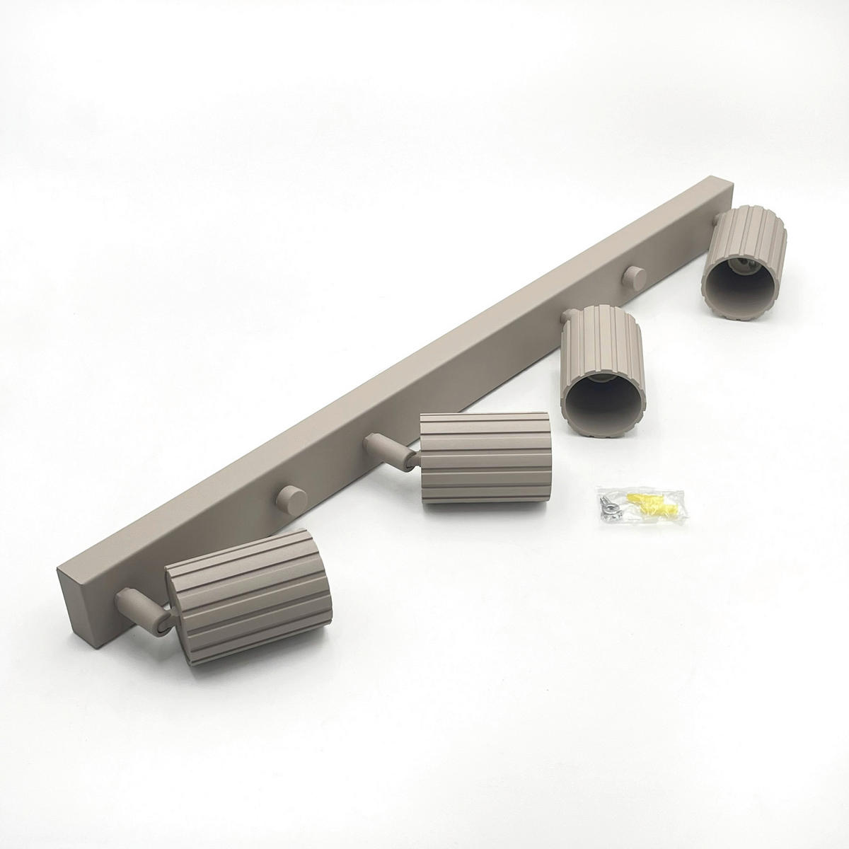 Lamkur Strahler beige Stahl B/H/L: ca. 6,5x16,5x81 cm 4 Brennstellen Prisma - beige (81,00/6,50/16,50cm) - Lamkur