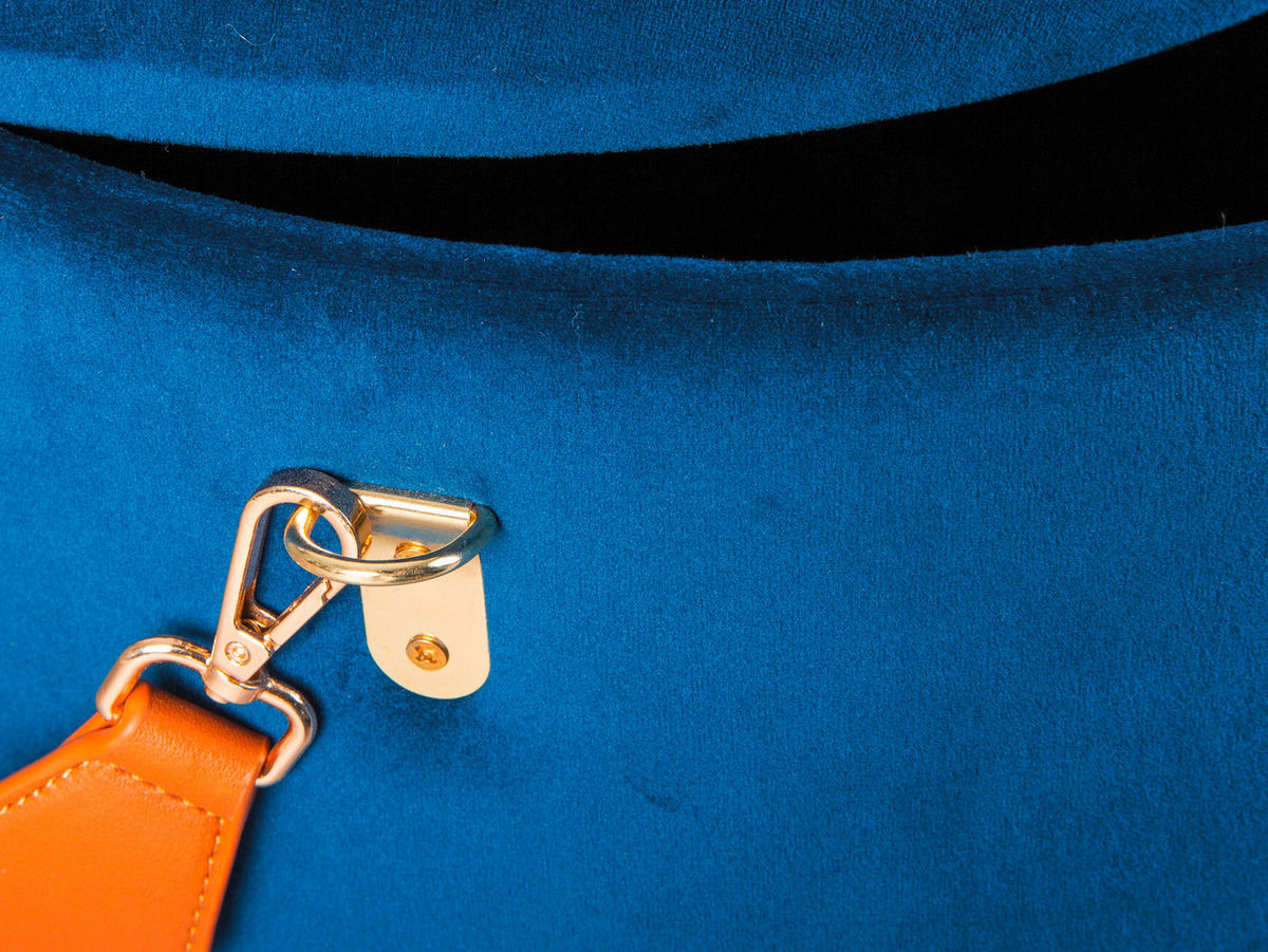 Inter Link Hocker Papua blau MDF Samtoptik B/H/T: ca. 35x45x35 cm Papua - blau (35,00/45,00/35,00cm) - Inter Link