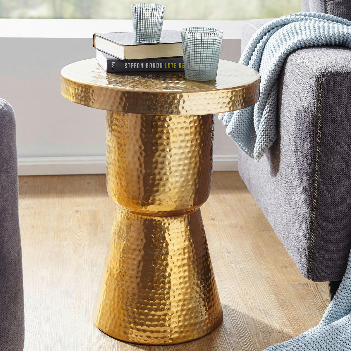 Beistelltisch gold Aluminium B/H/T: ca. 43x59x43 cm Beistelltisch - gold (43,00/59,00/43,00cm) - Wohnling