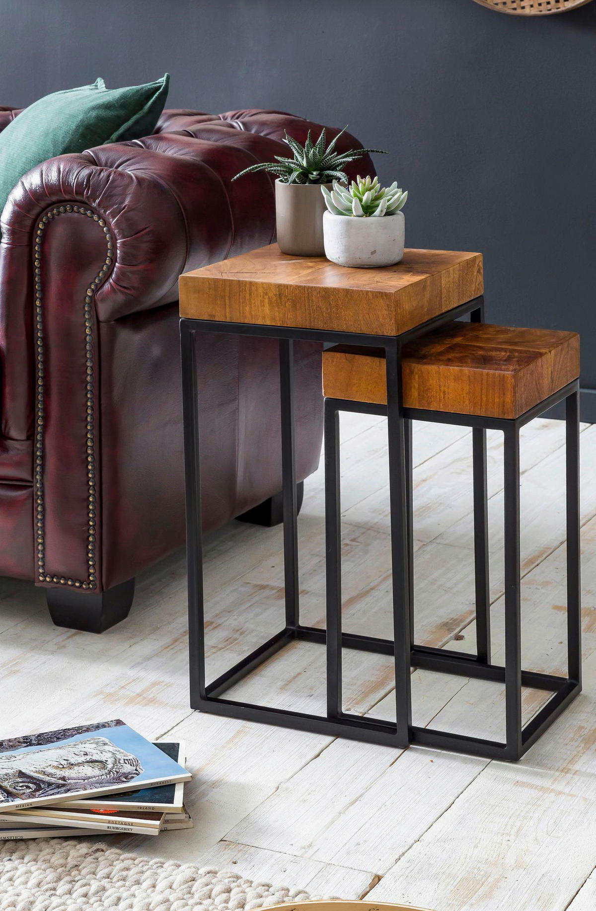 Beistelltisch 2er-Set natur schwarz lackiert Echtholz Eisen 2er-Set - natur/schwarz - Wohnling