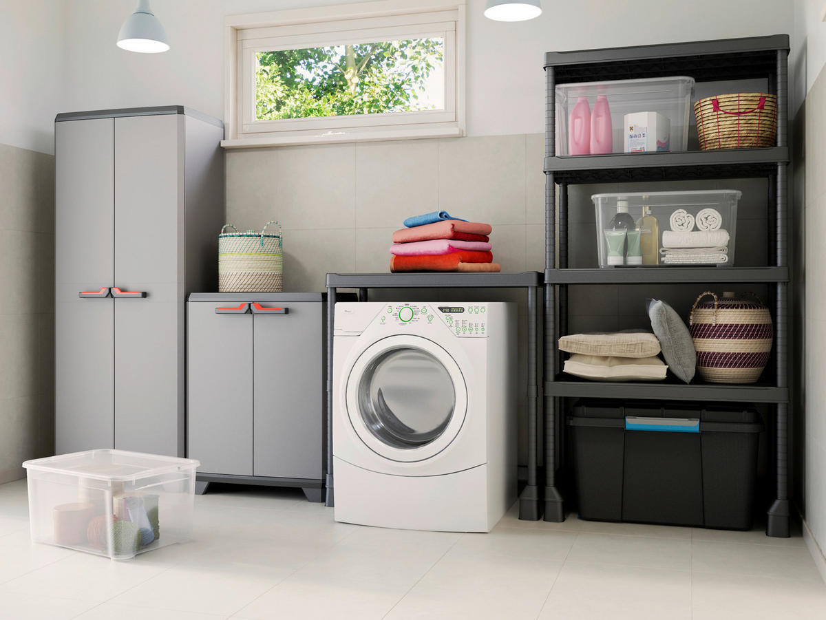 Keter Kunststoffschrank Stilo grau Kunststoff B/H/L: ca. 68x90x39 cm Stilo - rot/schwarz (39,00/68,00/90,00cm) - Keter