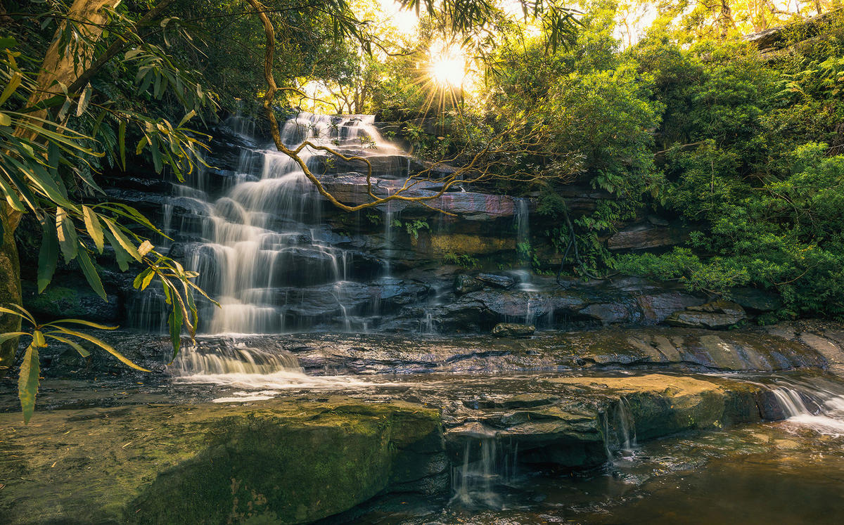 Komar Fototapete Golden Falls B/L: ca. 450x280 cm Golden Falls - (450,00/280,00cm) - Komar