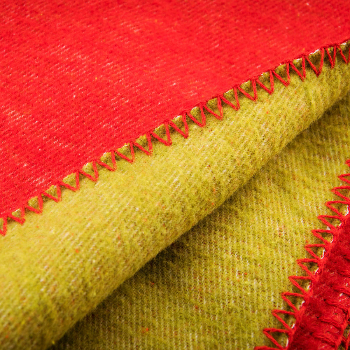 Wohndecke Rainbow grün Baumwolle B/L: ca. 190x140 cm Rainbow - rot/grün (190,00/140,00cm) - BENETTON