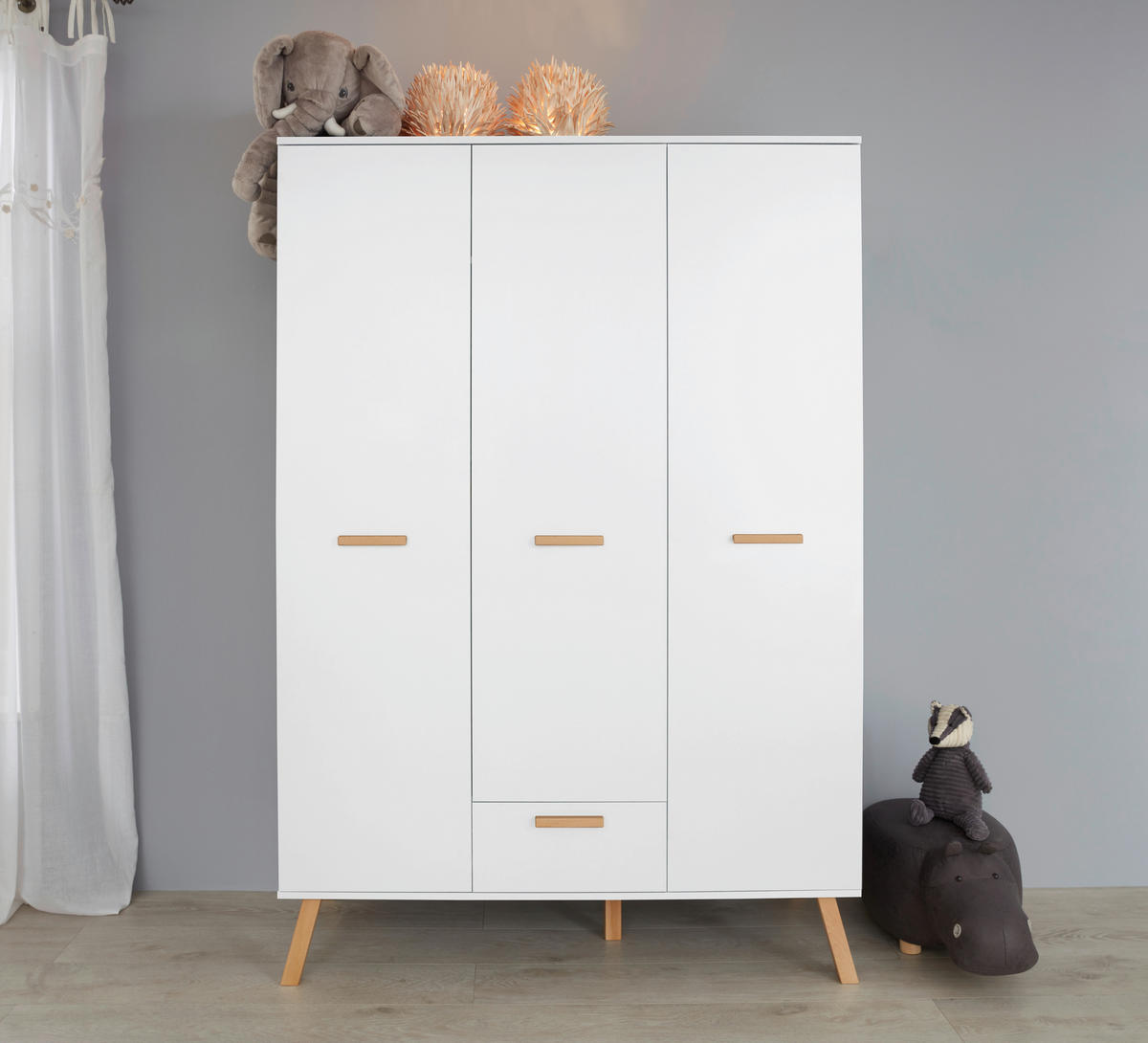 Kleiderschrank Mats weiß B/H/T: ca. 130x190x60 cm Mats - weiß (130,00/190,00/60,00cm) - Trendteam