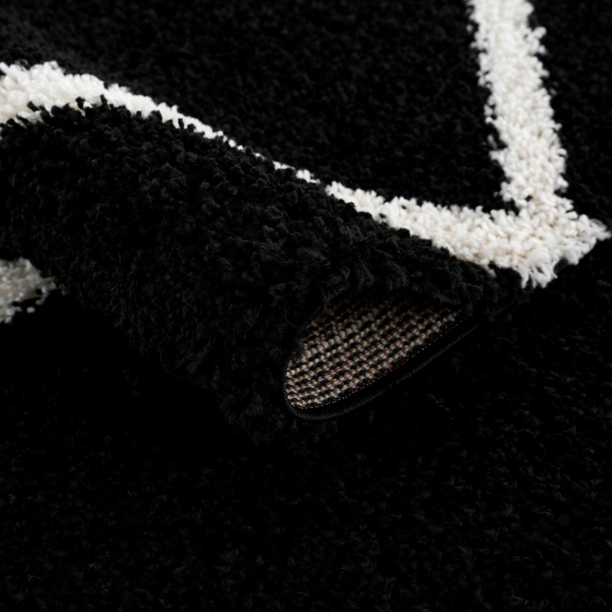 Sanat Hochflorteppich MADRID schwarz B/L: ca. 150x150 cm MADRID - schwarz (150,00/150,00cm) - Sanat