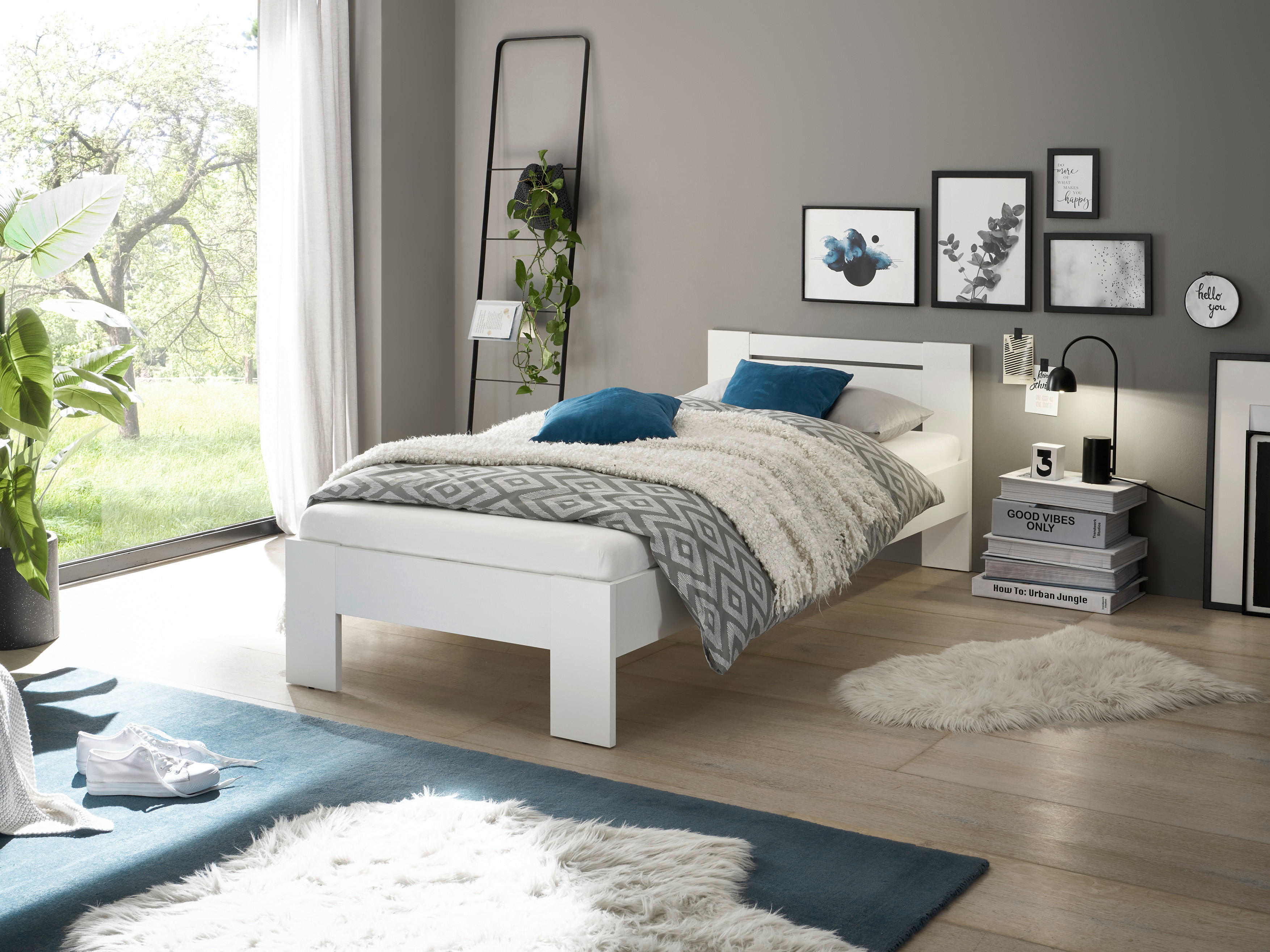 Futonbett Cannes weiß Liegefläche B/L: ca. 140x200 cm online bei POCO ...