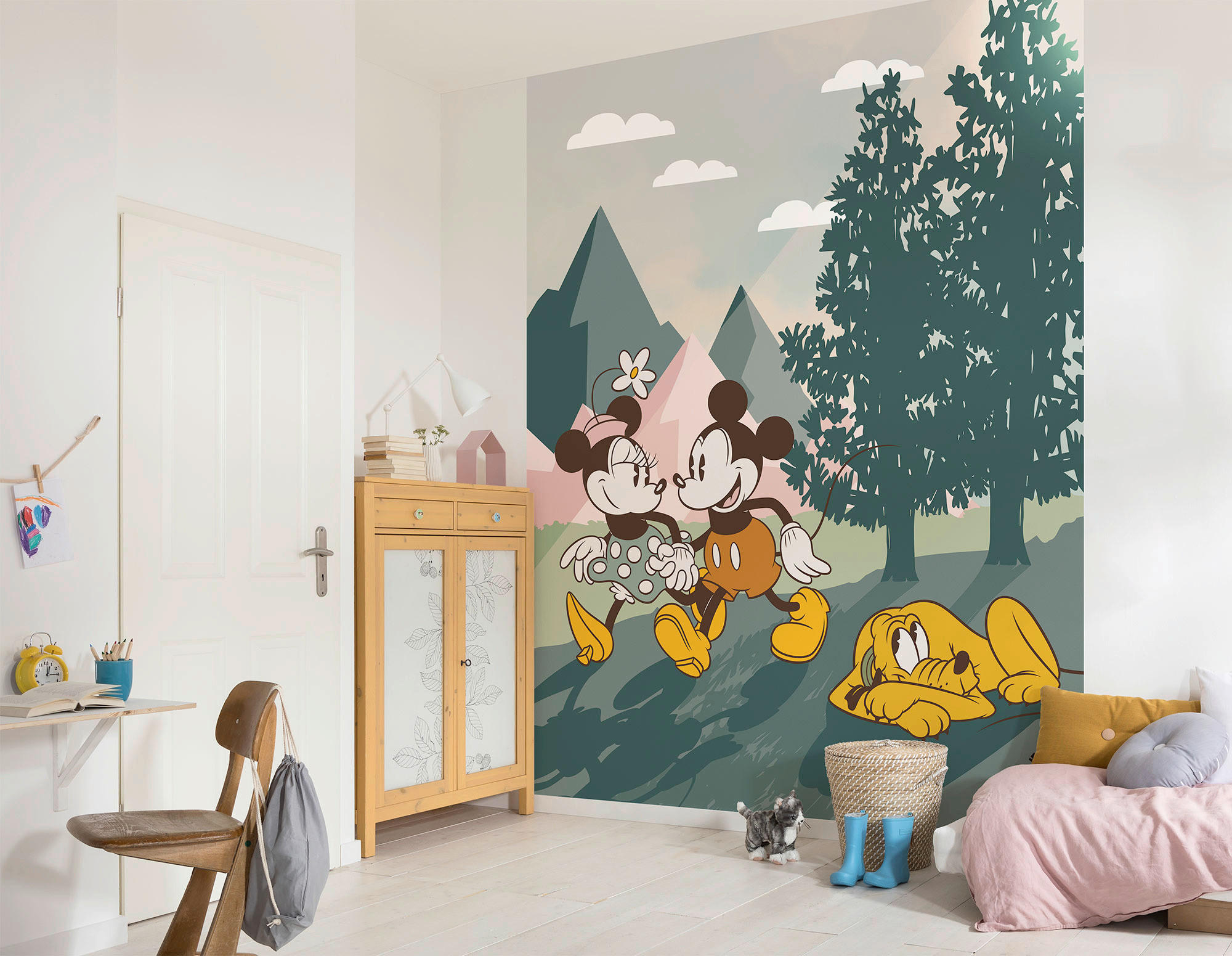 Komar Fototapete Mickey & Minnie Embrace Nature B/L: ca. 200x250 cm Mickey & Minnie Embrace Nature - (200,00/250,00cm) - Komar
