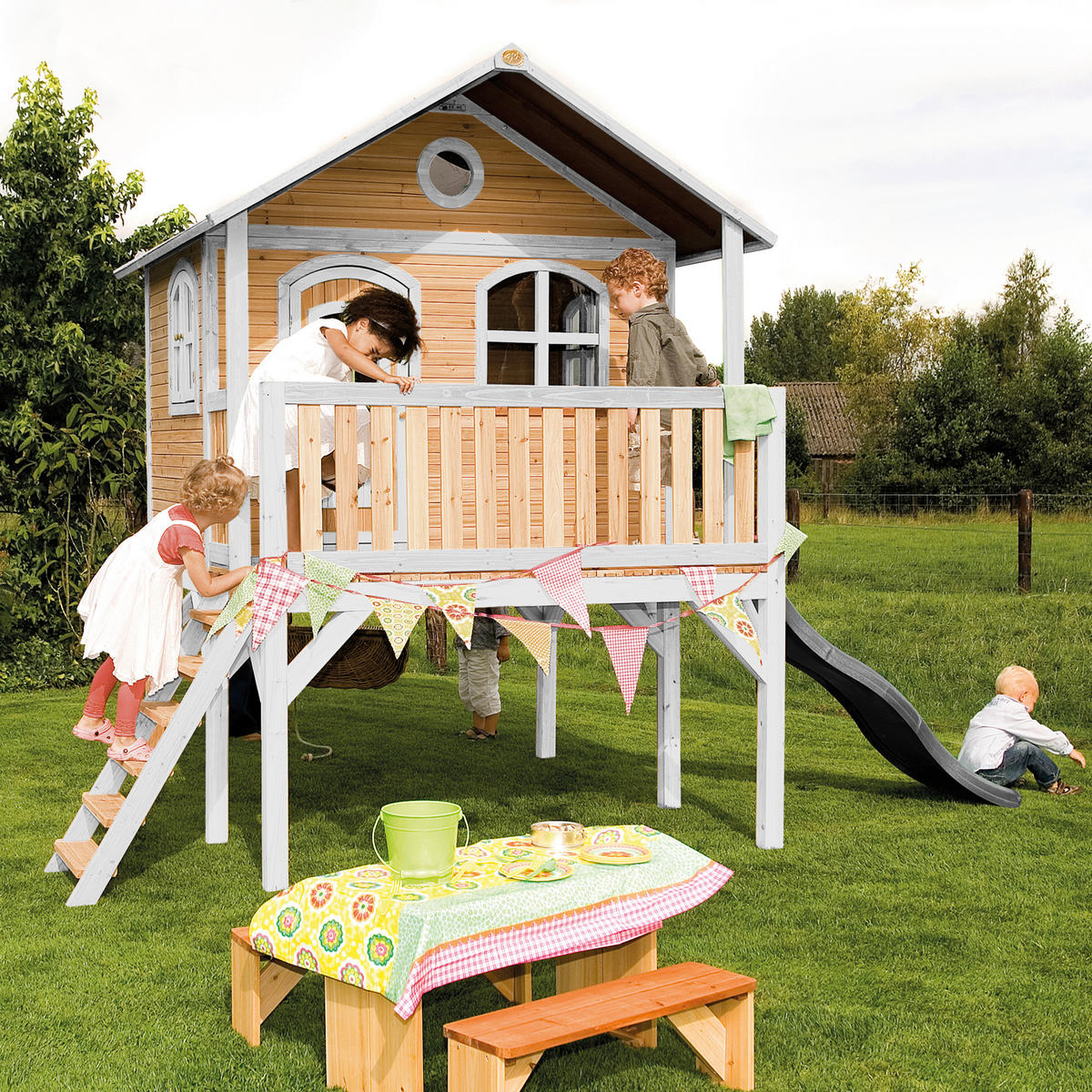 AXI Spielhaus Sophie braun B/H/L: ca. 380x274x212 cm Sophie - braun/weiß (212,00/380,00/274,00cm) - AXI
