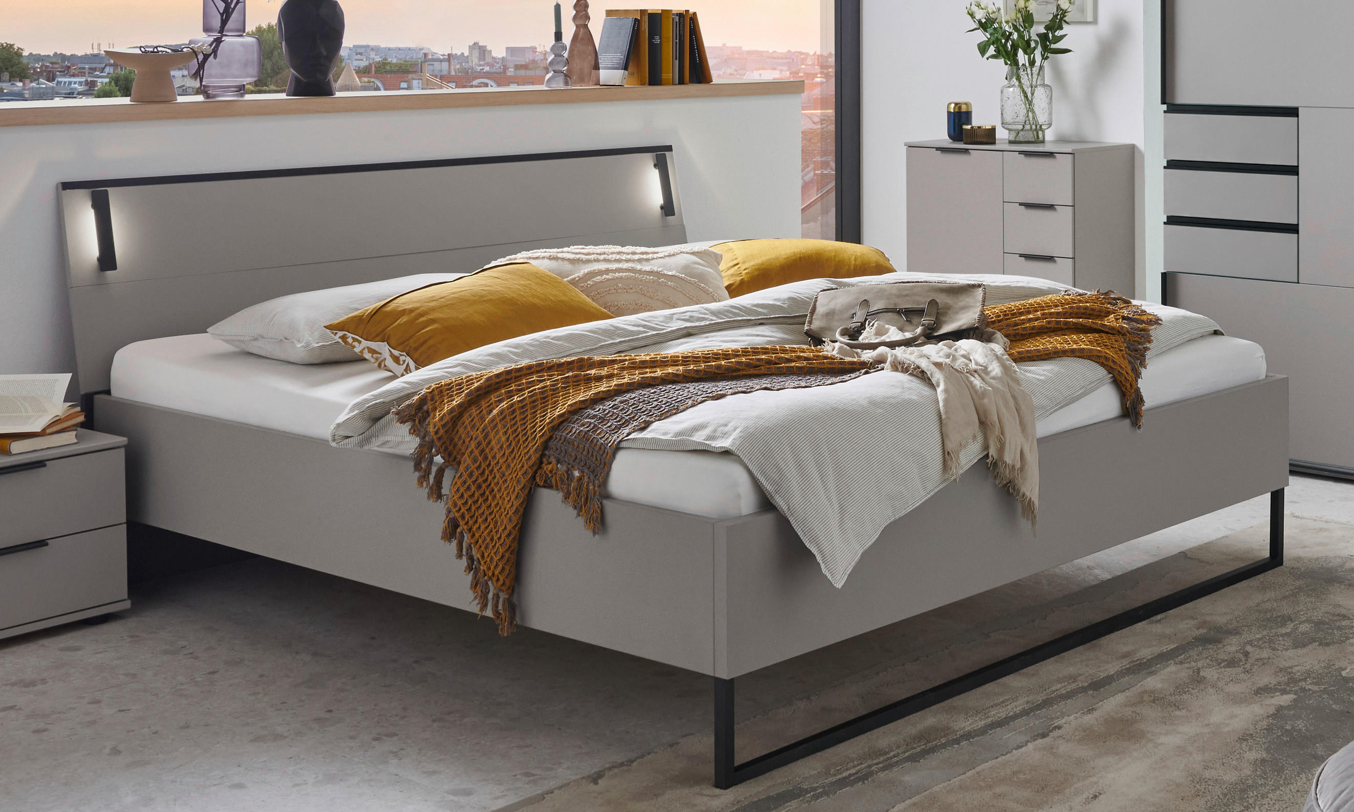 Futonbett Tilburg Graphit Sahara grau B/H/T: ca. 188x93x210 cm Liegefläche B/L: ca. 180x200 cm Tilburg - Graphit/Sahara (188,00/93,00/210,00cm)