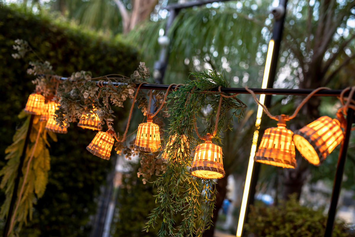 NewGarden Rahmen für Lichterketten GARLAND LIFT 250 schwarz Stahl B/H/L: ca. 12,9x6x74 cm GARLAND LIFT 250 - schwarz (74,00/12,90/6,00cm) - NewGarden