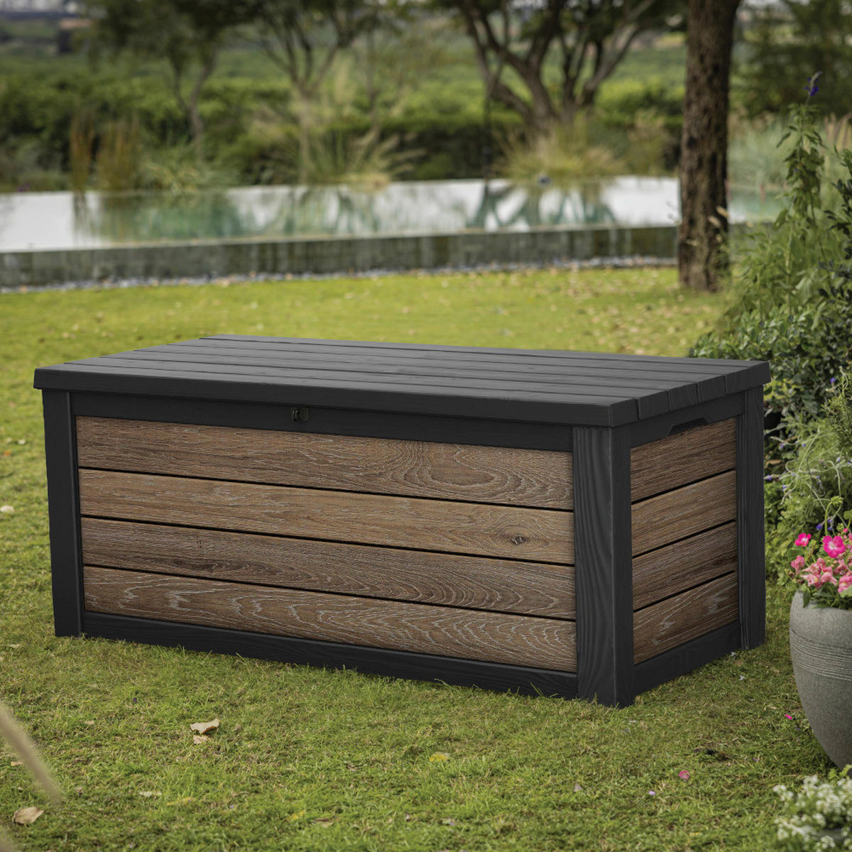 Keter Kissenbox Holzoptik Kunststoff B/H/L: ca. 72,4x64,4x155 cm Auflagenbox - Holzoptik/walnuss (155,00/72,40/64,40cm) - Keter