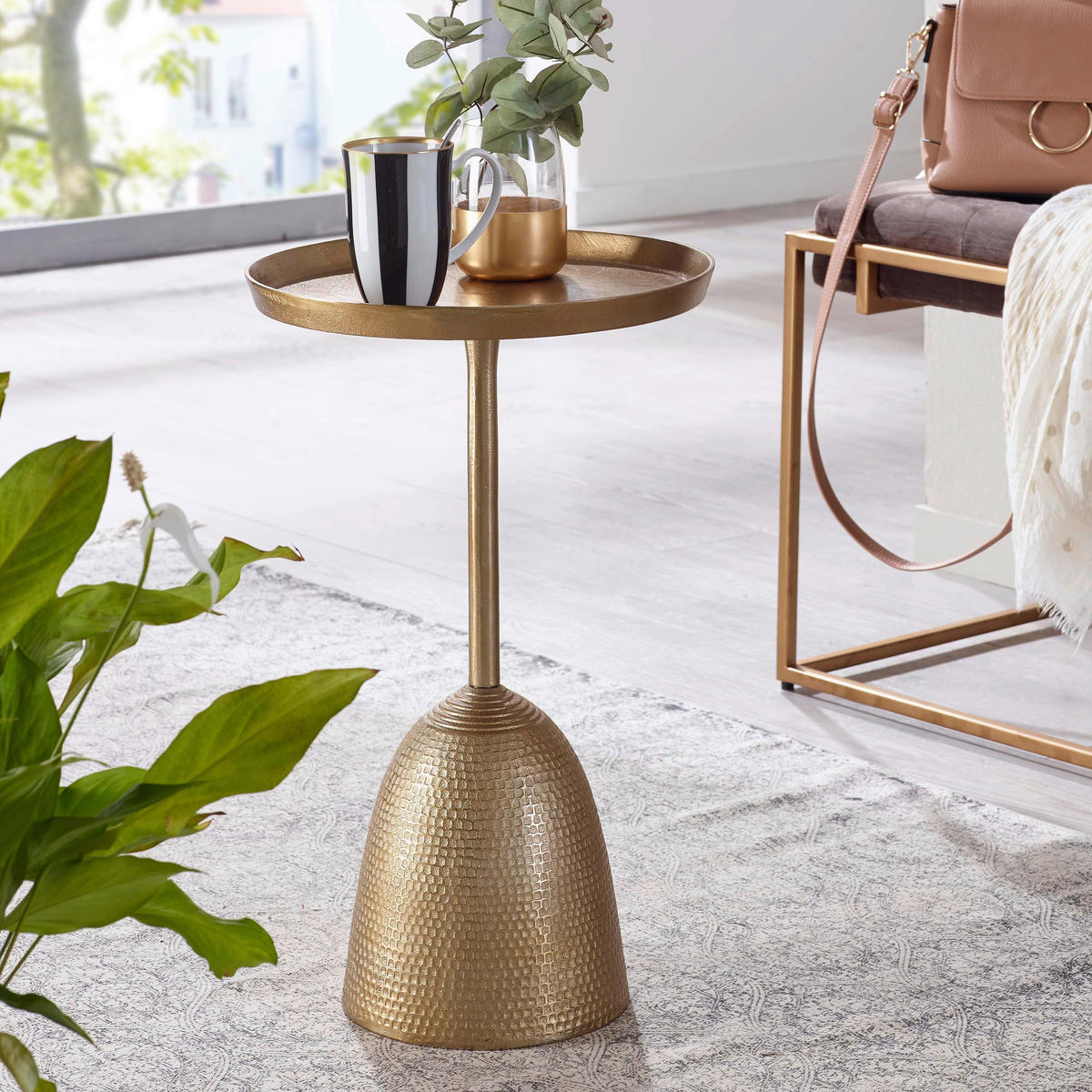 Beistelltisch gold B/H/T: ca. 33x53x33 cm Beistelltisch - gold (33,00/53,00/33,00cm) - Wohnling