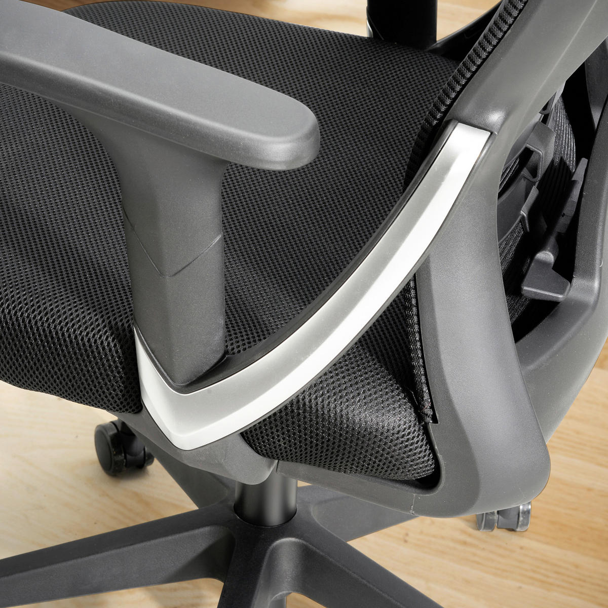 Drehstuhl schwarz Bürostuhl - schwarz (65,00/104,00/65,00cm) - Amstyle