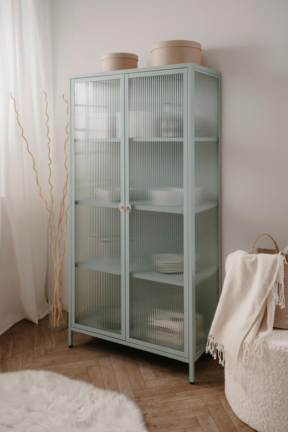 Vitrine Milton mint B/H/T: ca. 80x160x40 cm Milton - mint (80,00/160,00/40,00cm)